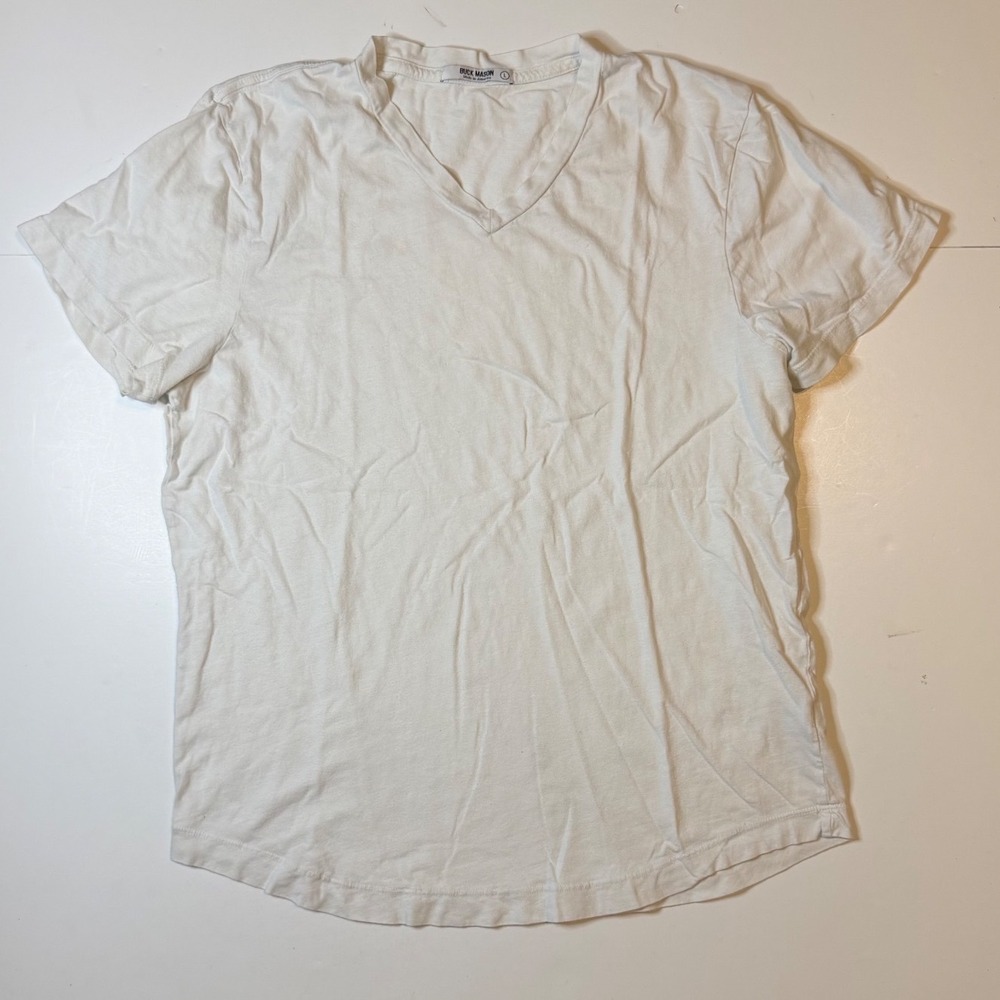 Buck Mason V-Neck T-Shirt Mens L White Curved Hem Short Sleeve USA Made